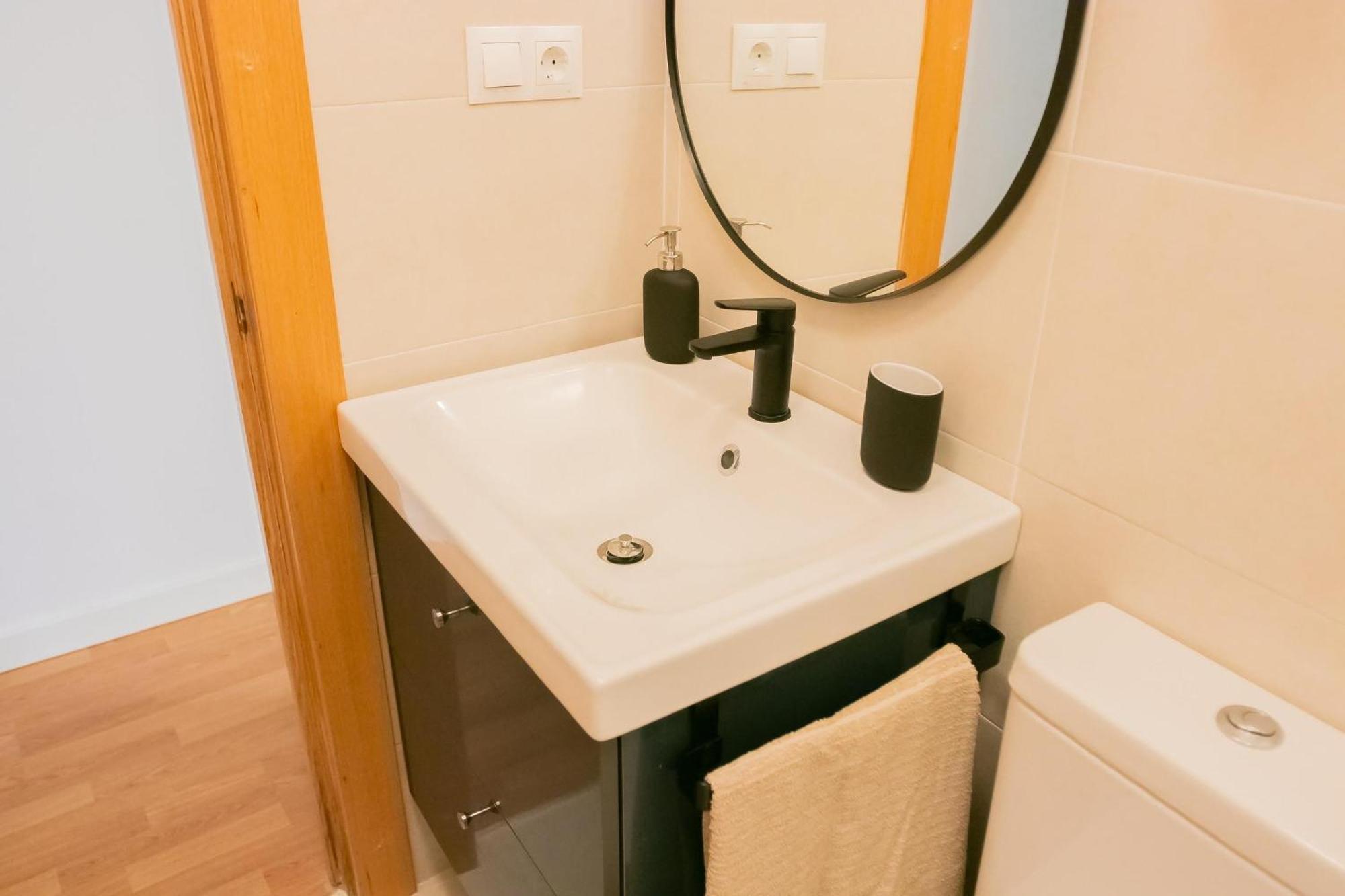 Peaceful Central Apartment Malaga Luaran gambar
